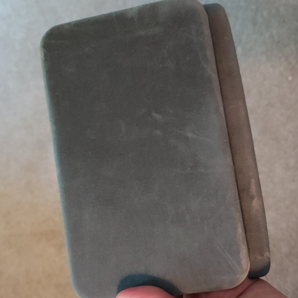 CASE - Picture 3 of 3